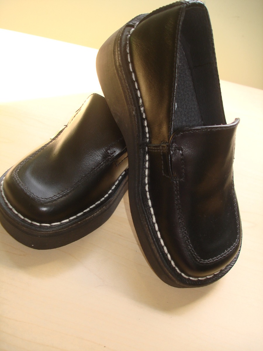 Zapatos Escolares, Colegiales, Kickers, Originales - Bs. 79.000,00 en