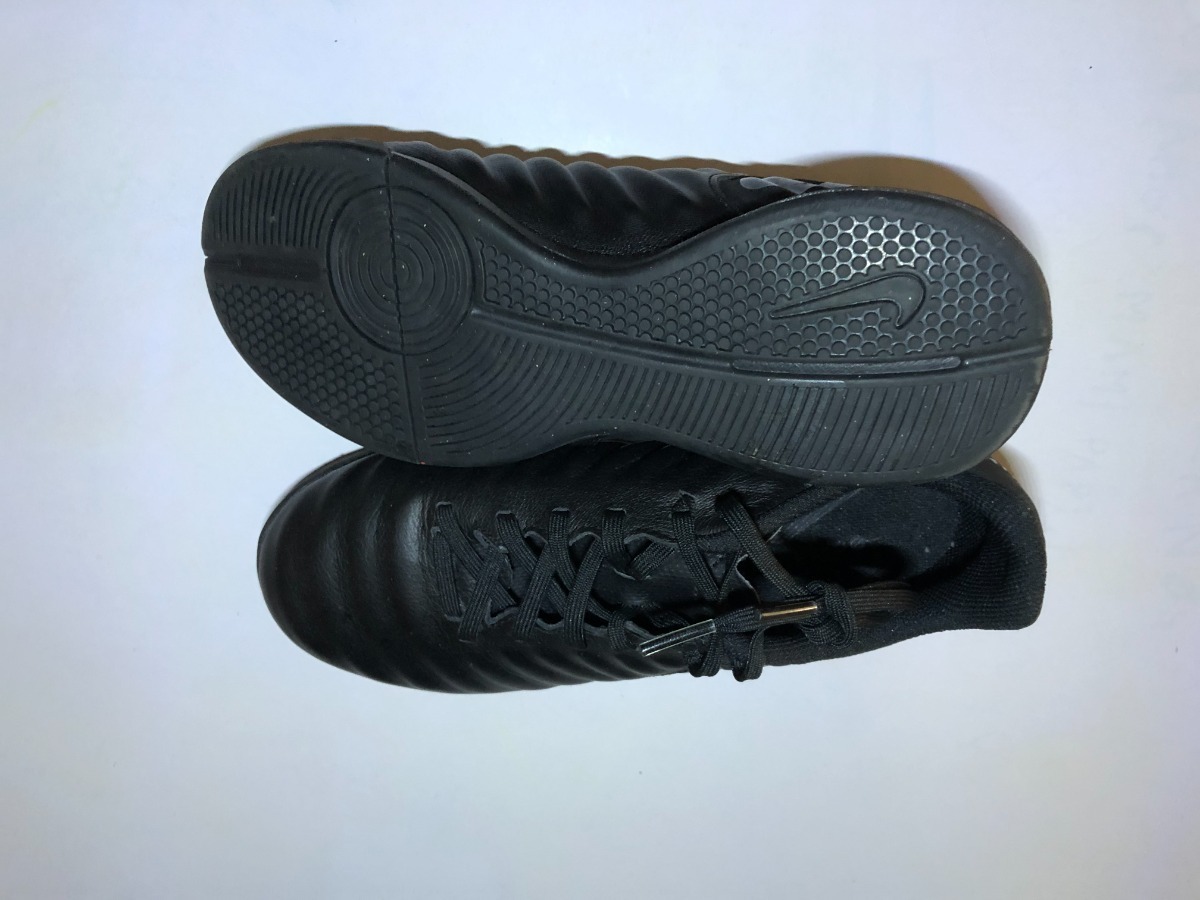 Zapatos Futsal Nike Negros (precio Descripción) - Bs. 5.000.000,00 en  Mercado Libre