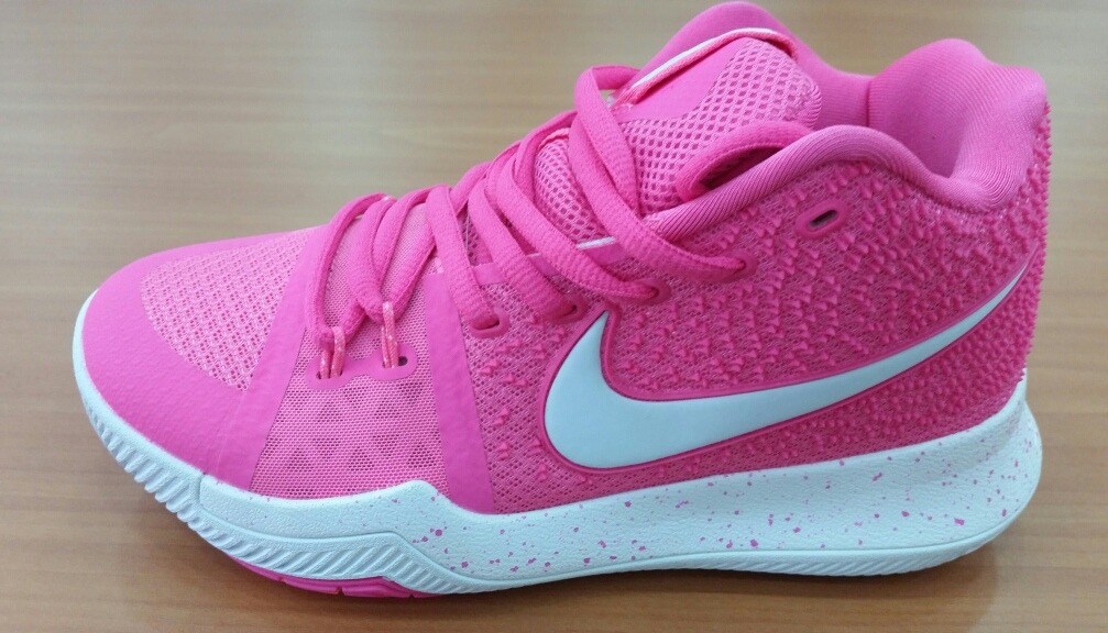 zapato kyrie irving 3