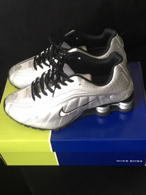 los zapatos nike