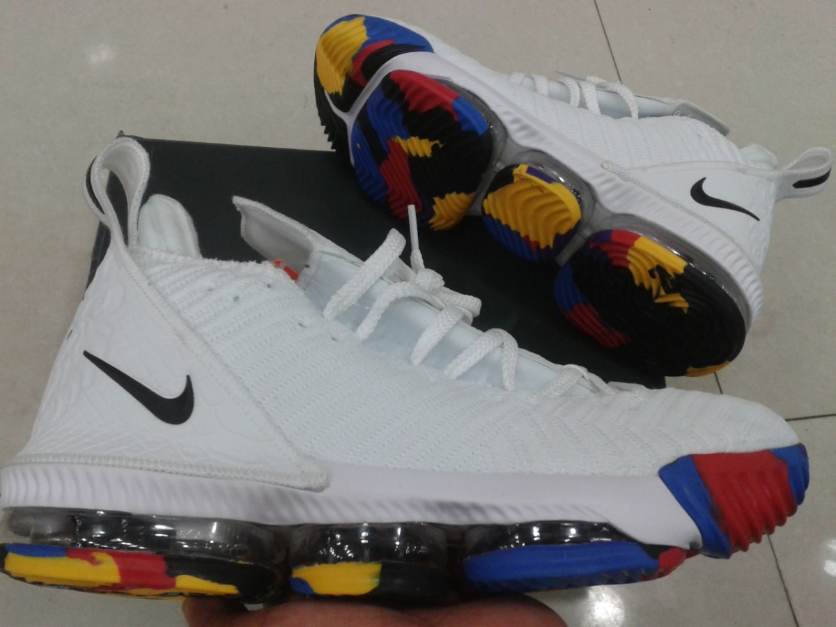 Zapatos Nike Lebron James 16 - Bs. 65.000,00 en Mercado Libre