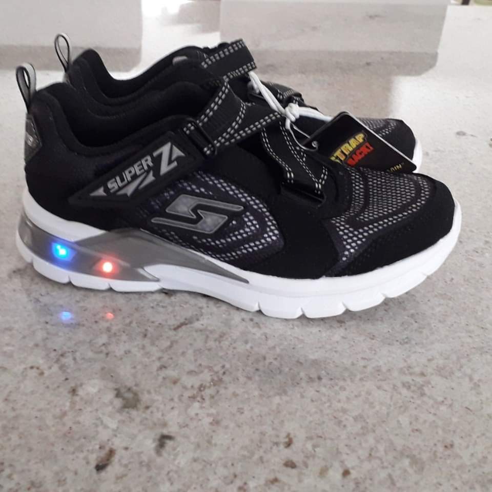 zapatos deportivos skechers para niños