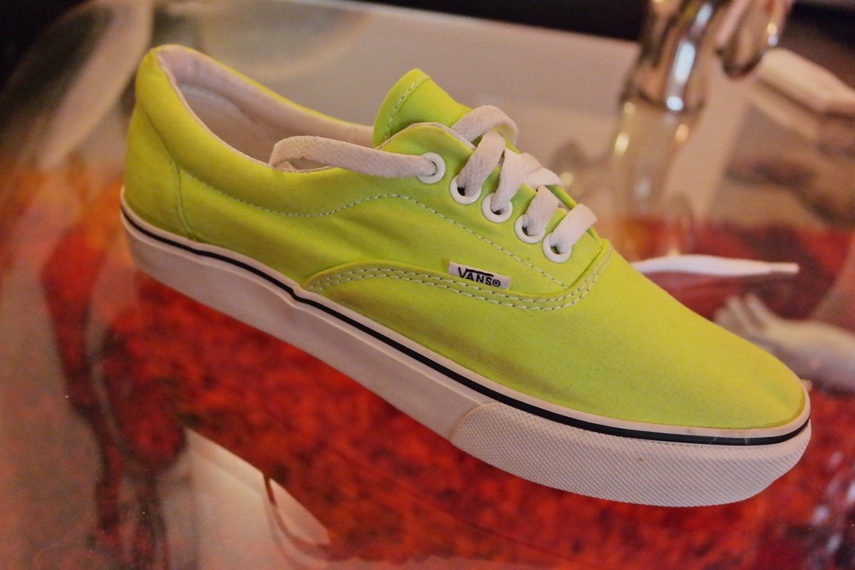 vans verdes fosforescentes