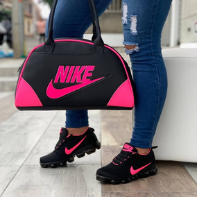 Zaátps Damas - Zapatos Deportivos de Mujer Nike Rojo en Táchira en Mercado  Libre Venezuela